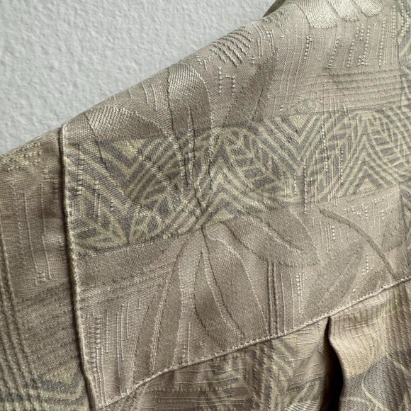 Tommy Bahama Cream Floral Shirt - Picture 5 of 7